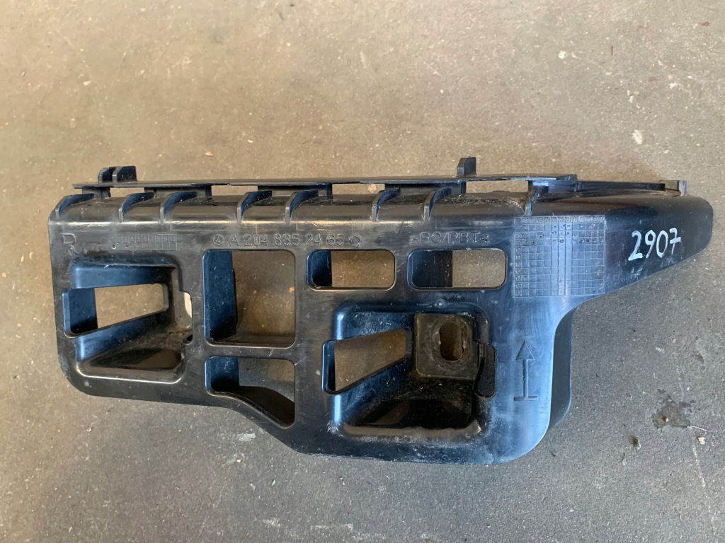 фото №1, Mercedes glk направляющая бампера правый задняя a2048852465