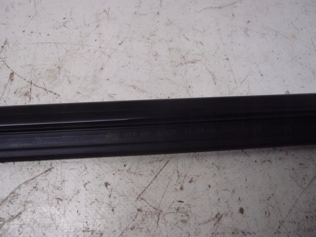 фото №7, Молдинг ущільнювач правий задня bmw x1 u11 9451535