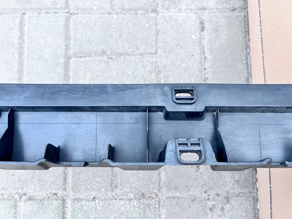 Купити Bmw x3 e83 накладка кронштейн накладка поріг поріг права 3330870