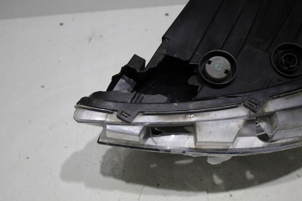 Mercedes sprinter w907 w9010 full led правий в Україні