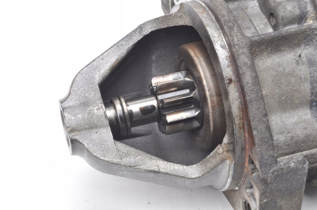 Mercedes w123 2.3 стартер 0001314027 в Украине