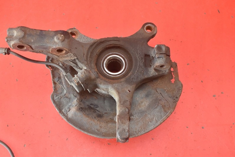 фото №7, Поворотный кулак левая перед suzuki swift iv mk6 1.5 16v