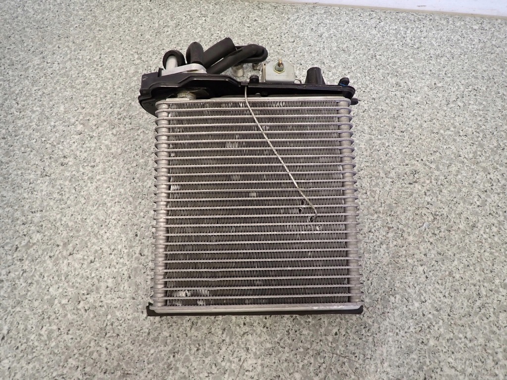 фото №5, Toyota corolla verso 04-07 испаритель кондиционера