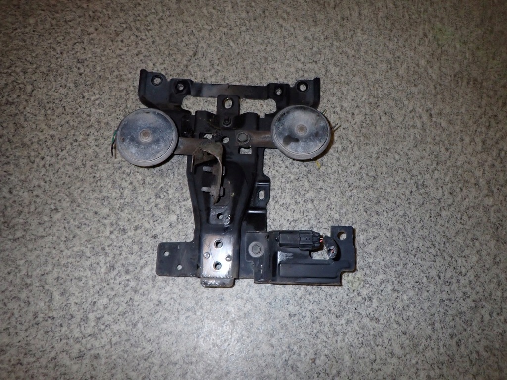 фото №1, Nissan xtrail t31 07- кронштейн замка капот поперечина