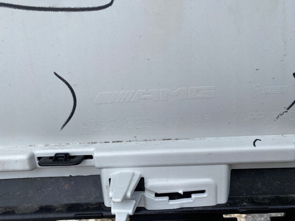 фото №14, Mercedes 206 c klasa amg 4.3 sedan спойлер 2068851505 бампер 2068850703