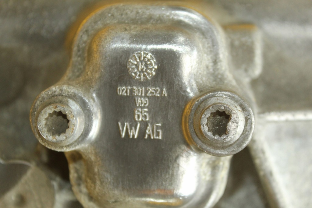 фото №8, Коробка передач передач механічна skoda fabia ii audi a1 8x 1.2 tsi lgq 02t301252a