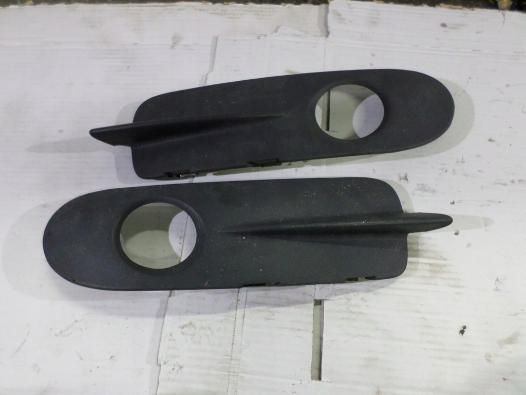 фото №1, Решётка противотуманной фары volvo c70 ii