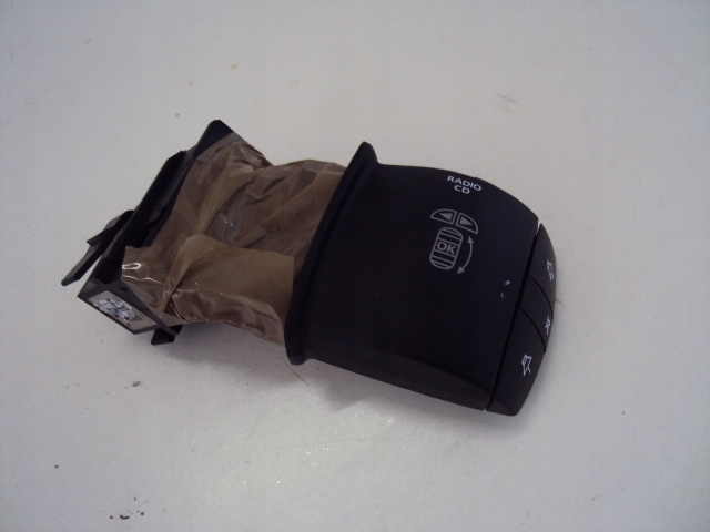 фото №2, Панель радио renault scenic iii 2009-2016