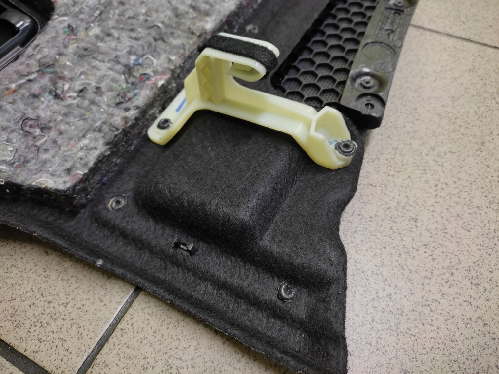 фото №7, Citroen c5 iii sedan полка багажника p555528zd