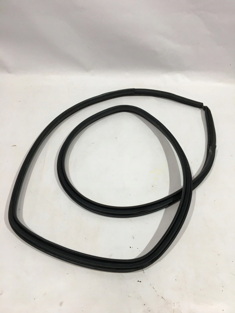 фото №1, Прокладка кузовная задняя l/p corolla xii e21 18-