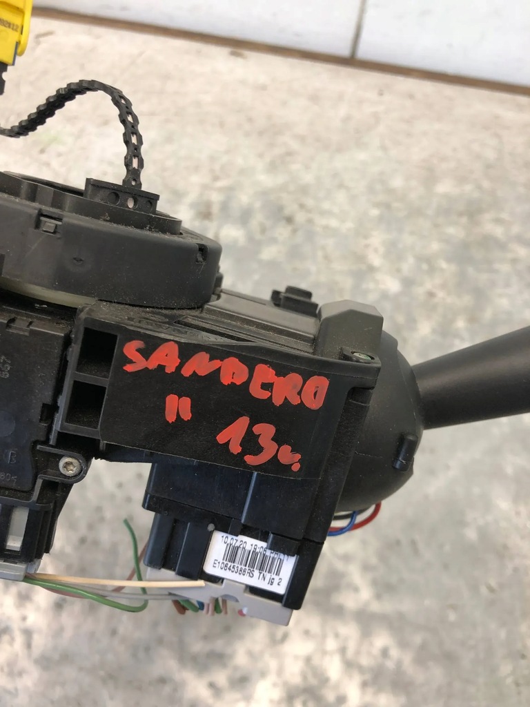 фото №7, Переключатель комбинированный dacia sandero ii 479454698r 681727472r