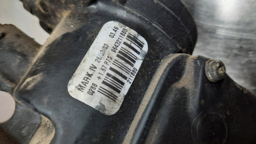 фото №8, Корпус термостата 9643211880 citroen c5 2.0 hdi