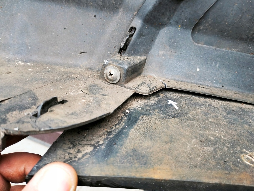 фото №14, Бампер перед передний kia carens iii 3 2006-2012 цвет im