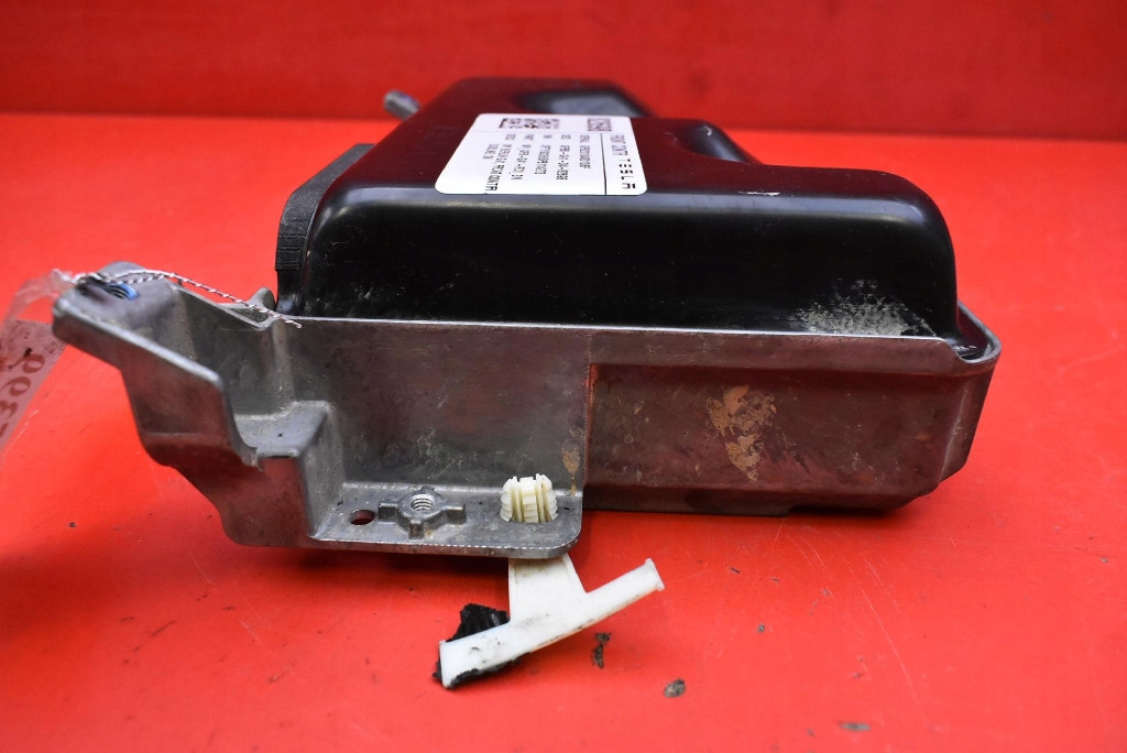 Модуль комфорту 1497327-00-b tesla model y 78.4 kwh 507 km 20- Доставка