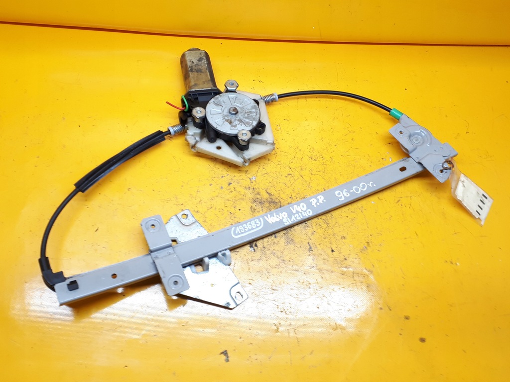 фото №9, Підйомник el.szyby правий перед volvo v40 96-00r