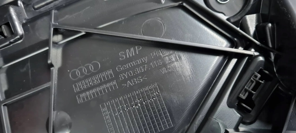 фото №14, S3 8y a3 обшивка дверь правый перед кожа bang olufsen 8y0867104d