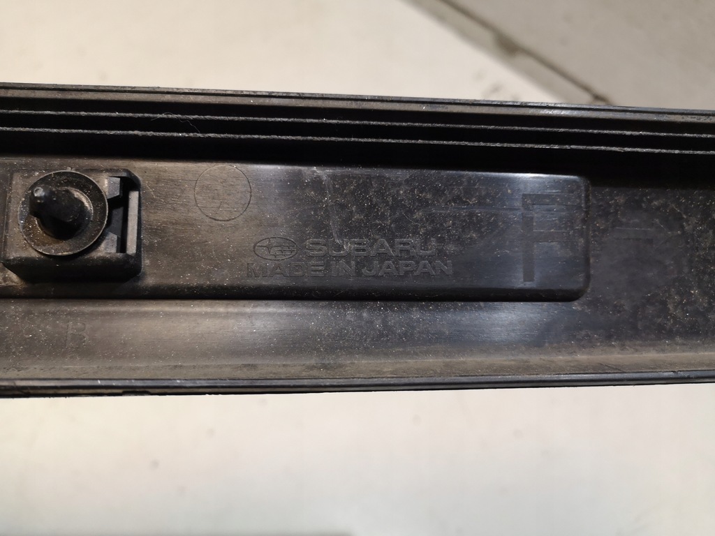 фото №8, Молдинг двері лівий перед subaru outback 14-18