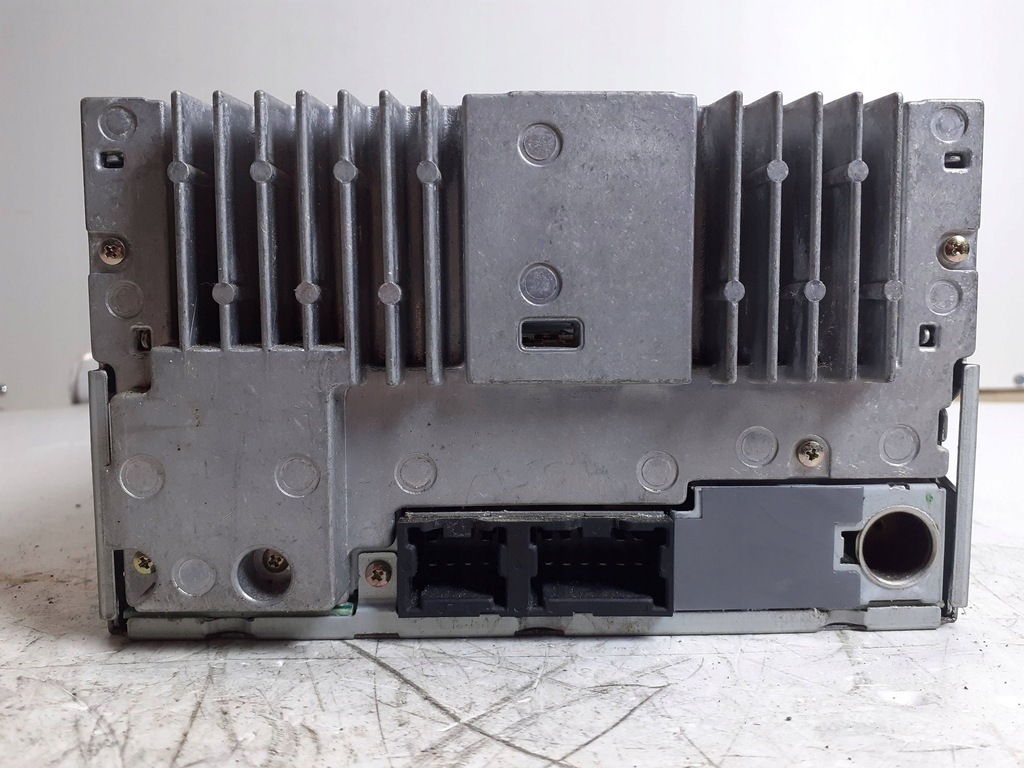 фото №5, Nissan pathfinder r51 2006 панель / радиопроигрыватель cd/dvd/gps 28185 ea021