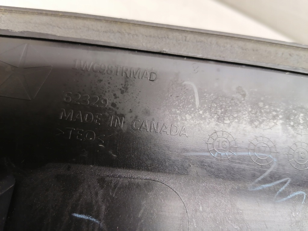 фото №8, Jeep cherokee молдинг крыло правый перед 1wc98trma