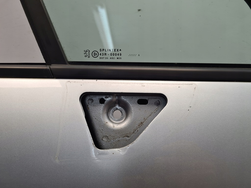 фото №9, Peugeot 407 дверь правый перед ezrc