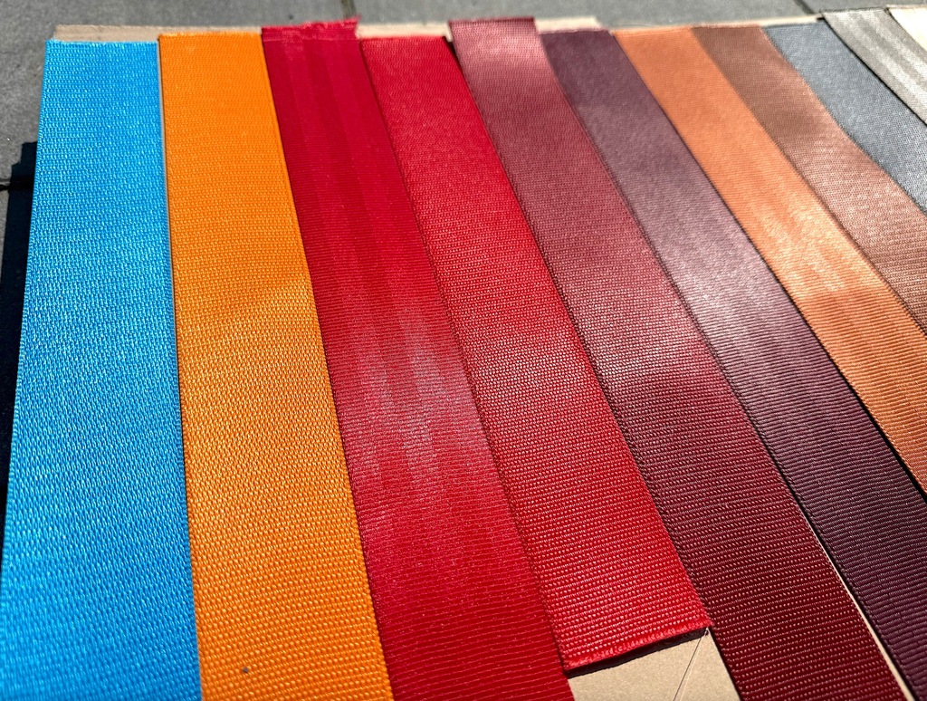 фото №13, Замена поперечина ремни ремней автомобильных zmiana koloru ремни ремонт ролик