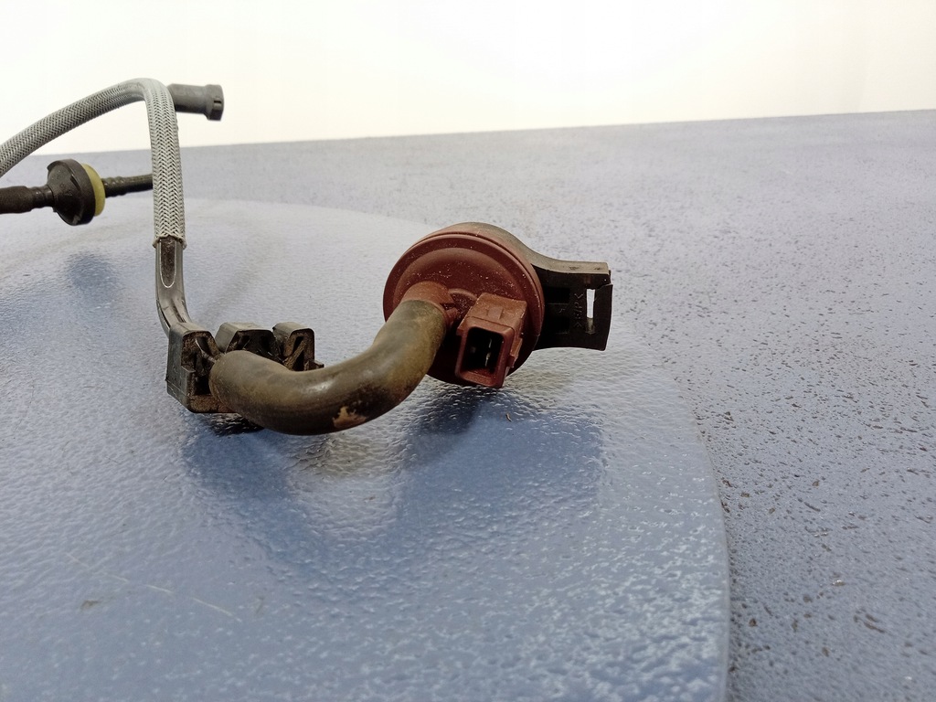 фото №5, Citroen c5 iii 1.8 16v клапан вакууму 2580008c