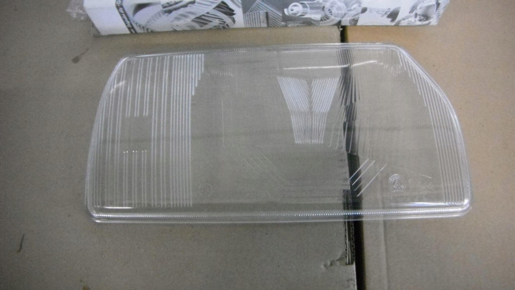 фото №1, Skoda faworit стекло фара комплект