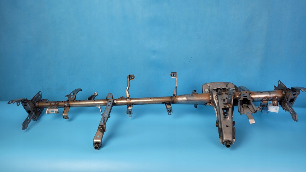 фото №10, Toyota corolla e21 23r 1.8 hybrid каркас балка панелі приладової панелі