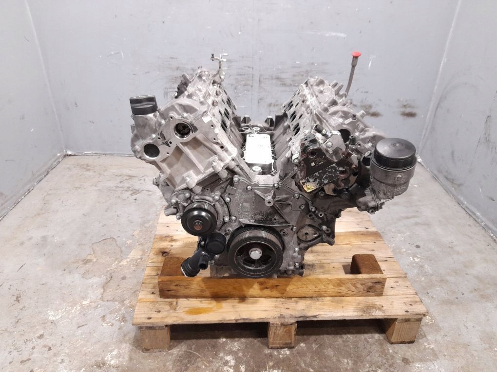 фото №1, Двигатель mercedes-benz glk x204 6420100197