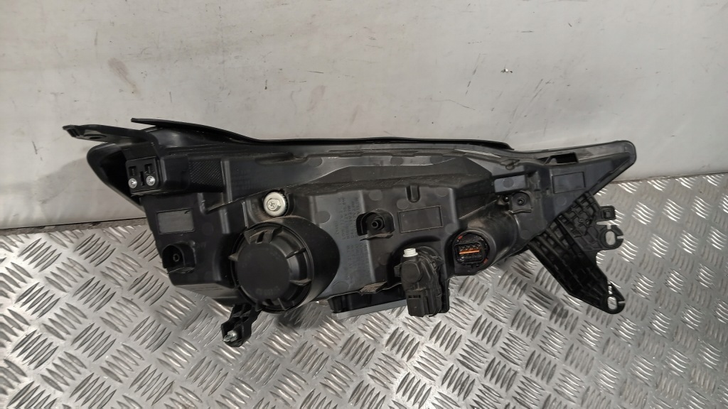 Ssangyong kgm rexton 2 рестайлінг  20-26 full led 8310536010 комплектна cała ліва Ціна