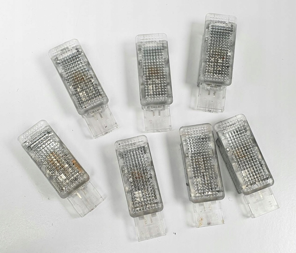 фото №5, Лампа освітлення салону porsche cayenne 7l0947415