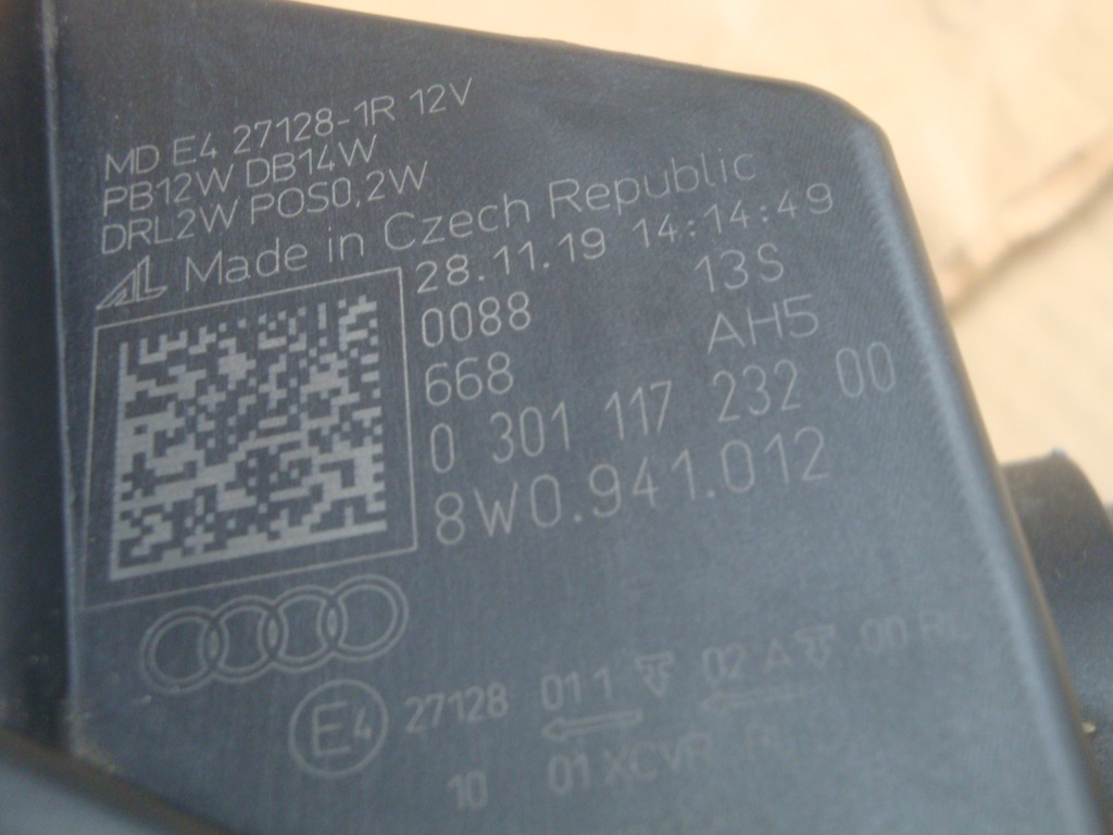 Audi a4 b9 8w0 фара full led передня правий Київ