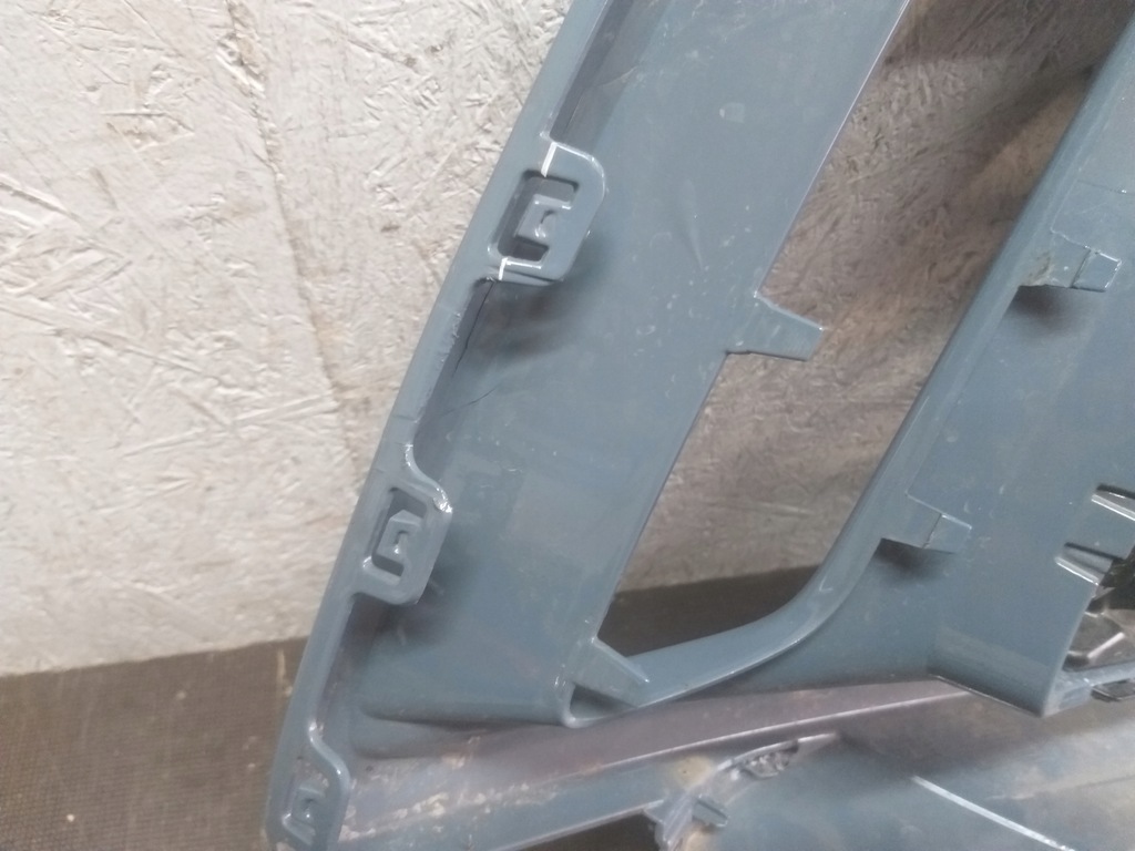 фото №11, Решітка радіатора решітка радіатора правий кутик бампера перед audi rs3 8y0 8y0807438