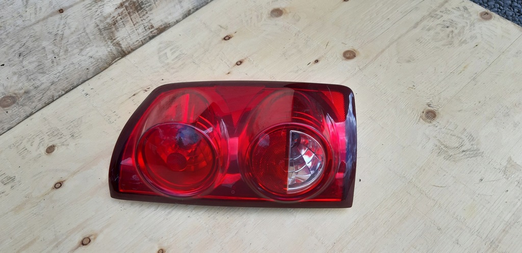 фото №1, Лампа dodge ram 2007 оригинал