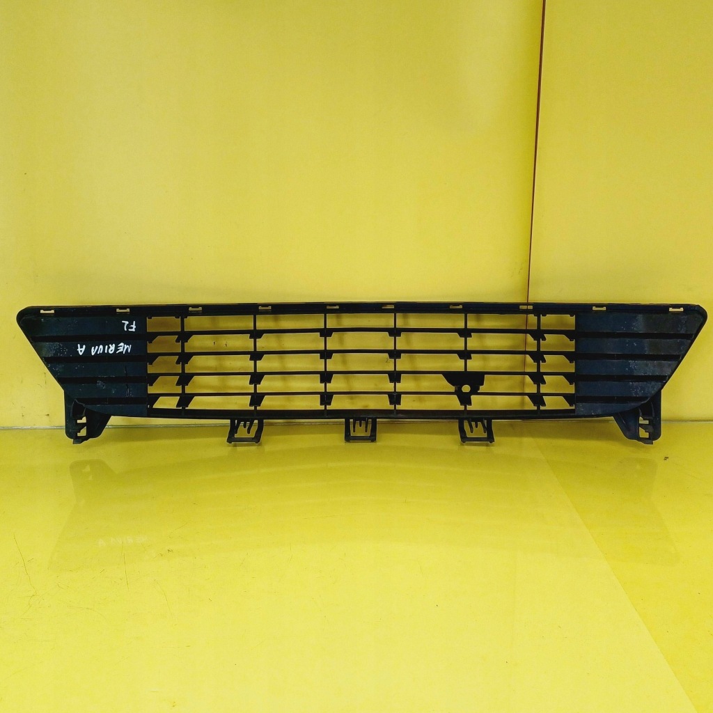 Решётка бампера средняя opel meriva a lift 13193495 nr29 Киев