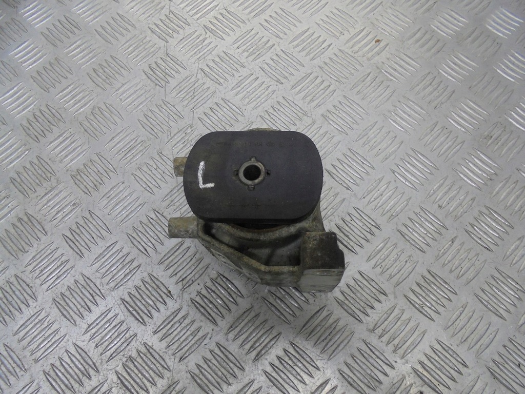 фото №6, Кронштейн двигуна hyundai getz 1.6 21836-1c010