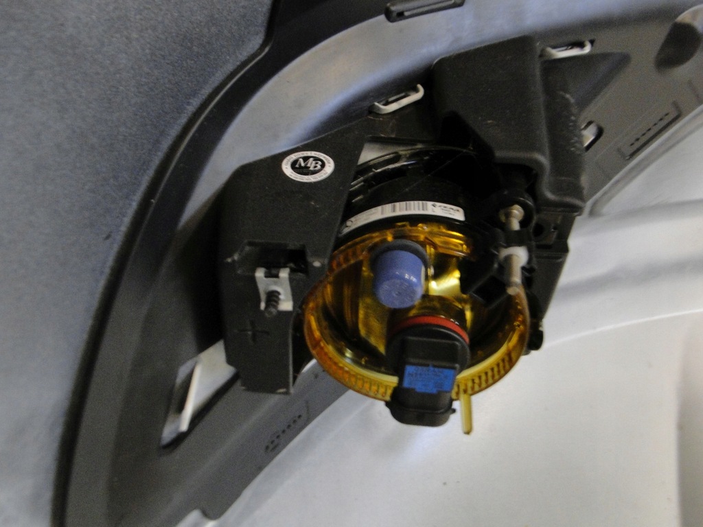 фото №8, Mercedes противотуманная фара левый противотуманный w бампер передний sprinter 907 910