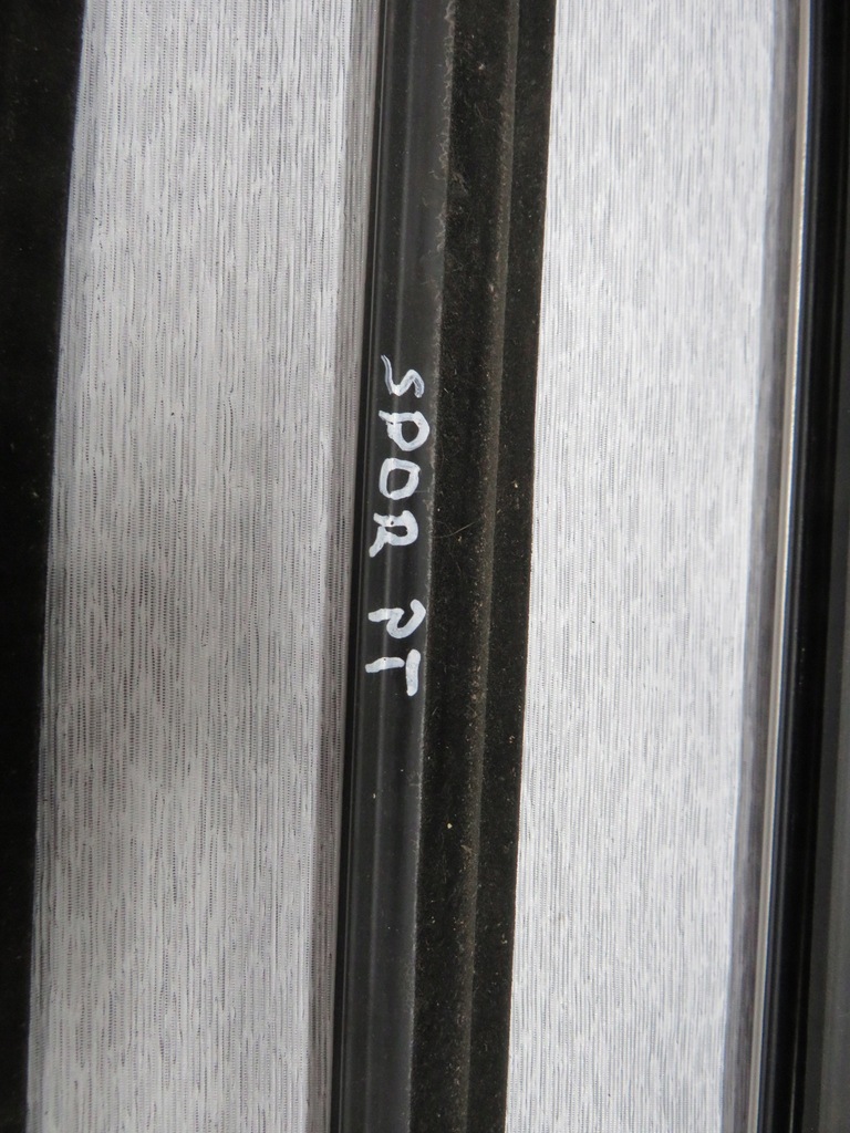 фото №7, Kia sportage iii скребок молдинг уплотнитель правая задняя