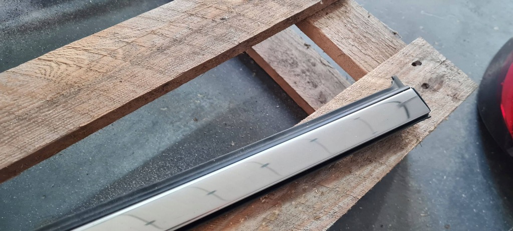 фото №7, Chrysler pacifica 2022 молдинг стекло karosreyjnej левая задняя хром 68227297ad