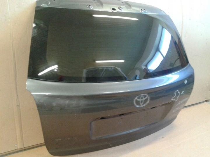 фото №2, Toyota avensis 2003 kombi кришка багажника задня