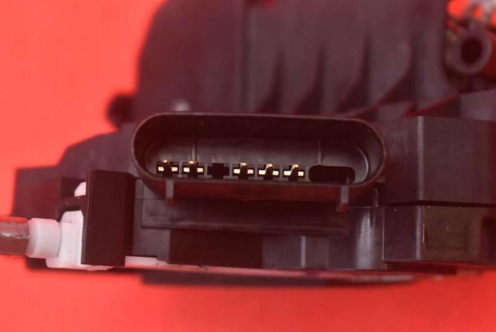 фото №7, Замок дверь левый перед передний eu em2a-u21813-ad ford s-max mk2 2 ii 15-20