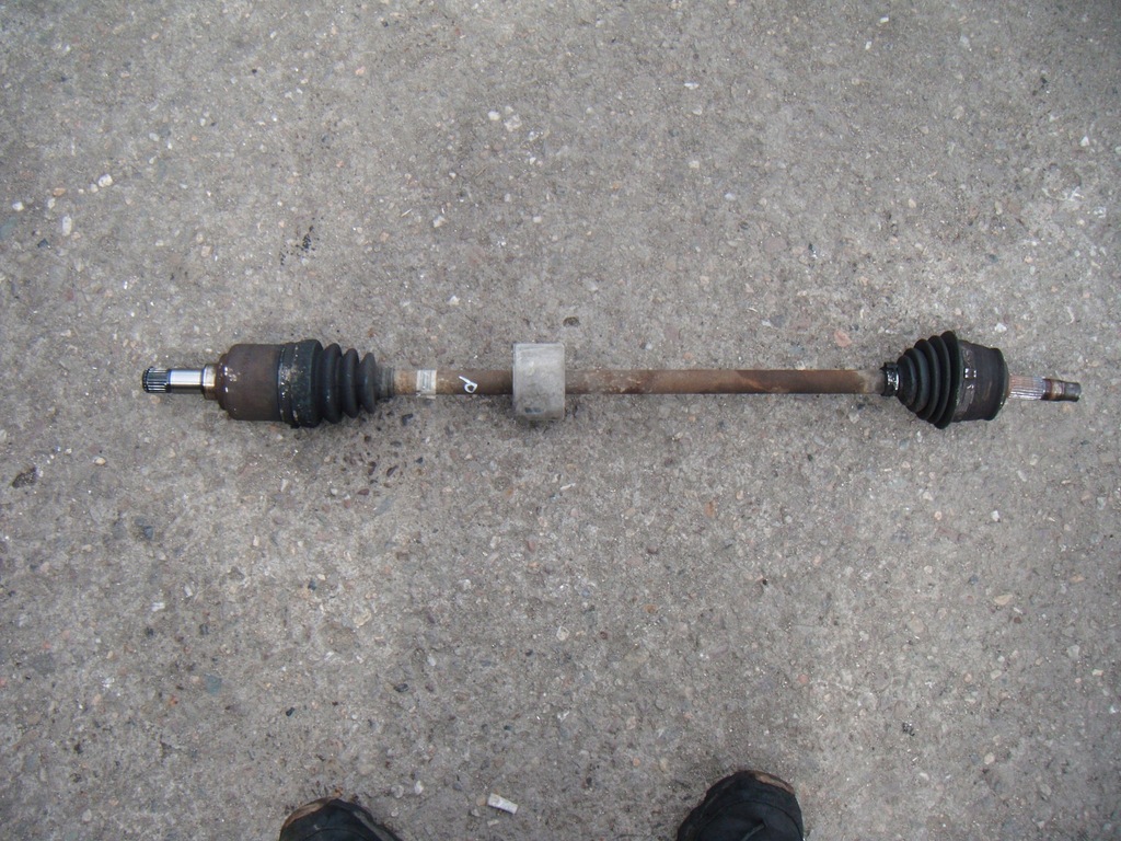 фото №1, Lancia musa 04-12 1.4 привідний вал права