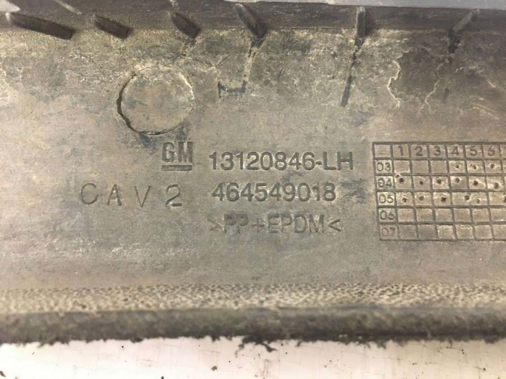 Накладка-спойлер спойлер молдинг бампера левый перед 13120846 opel corsa c lift Оригинал