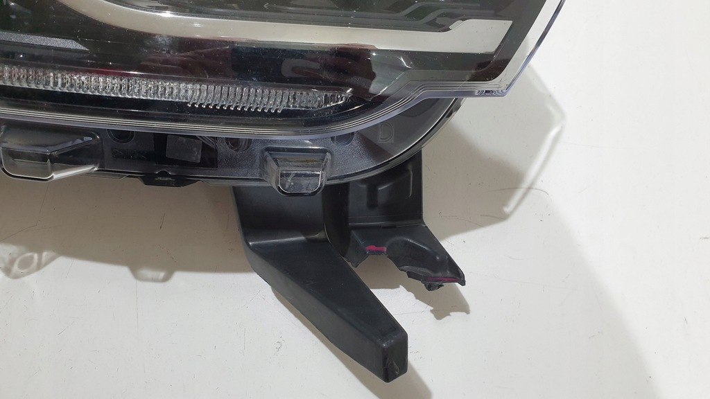 фото №5, Лампа права перед led renault espace v 260104520r