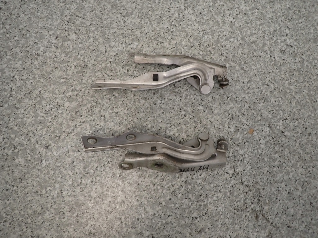 фото №5, Mazda 2 mazda2 02- dy петля капот левый lub правый