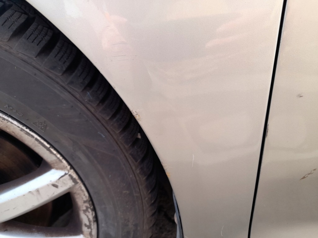 Vw golf v універсал крило ліве перед передній ld1w в Україні