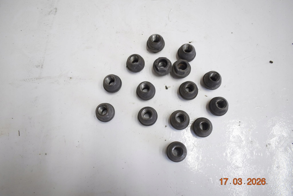 Купить Гайки mercedes w110 w111