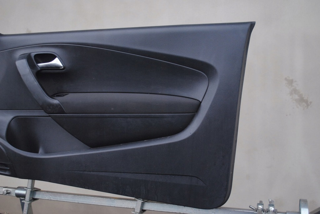 фото №11, Обшивки оббивка двері перед vw polo v 6r 3 двері