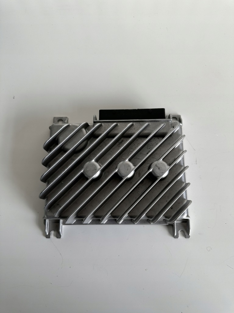 фото №1, Усилитель dynaudio vw 5h0035456a