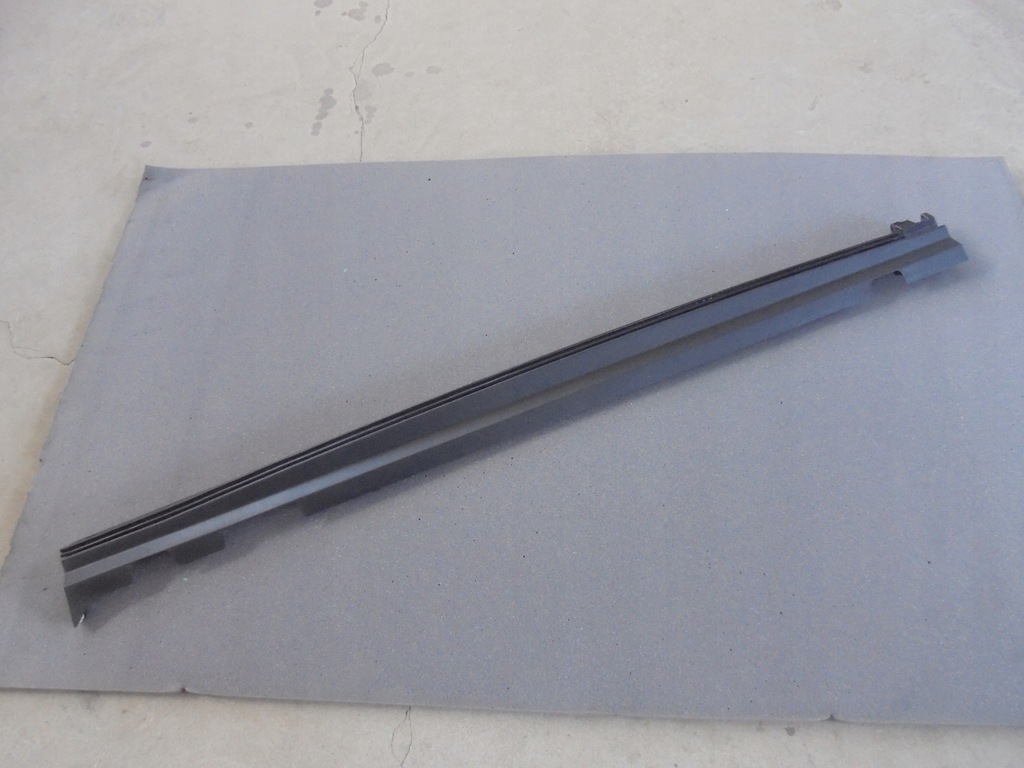 фото №1, Volvo xc40 ii молдинг порог накладка правая